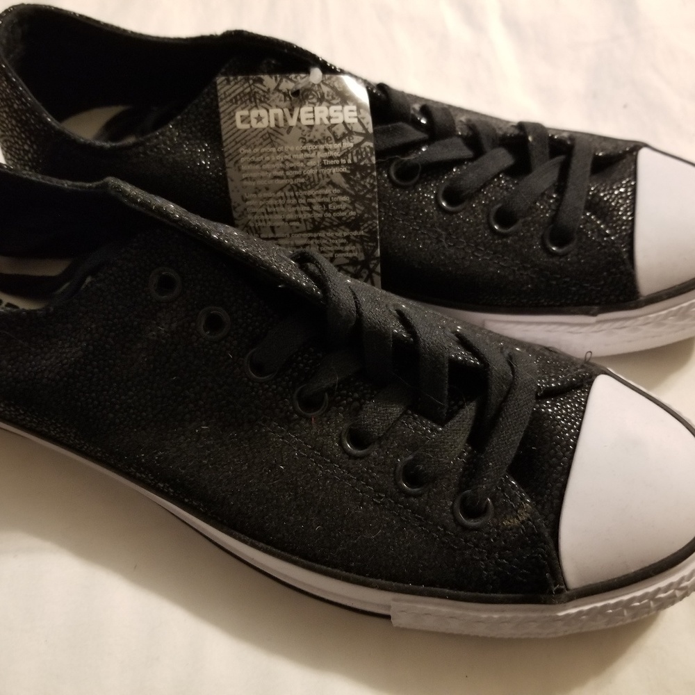 NEW Converse